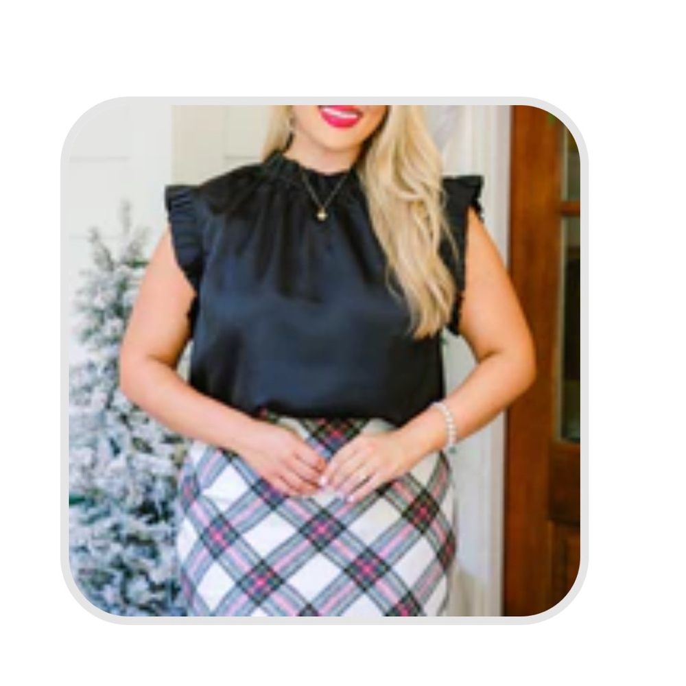Chic Soul Black Gorgeous Ruffle Sleeve Blouse